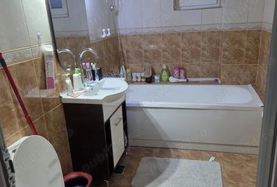 Apartament cu trei camere Apartament cu trei camere - 2