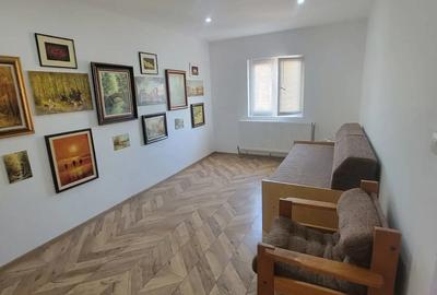 Vand apartament renovat micro 3 - 4