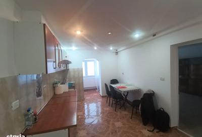 Apartament cu 2 camere decomandat în Central - 10