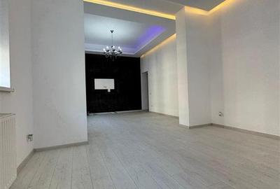 Apartament cu 4 camere decomandat în Universitate - 2