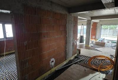 Casă cu 6 camere cu Canalizare în Tunari - 11