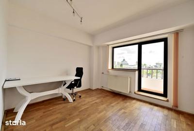 Apartament cu 4 camere semidecomandat în Centrul Civic - 16