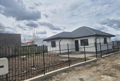 Casă cu 3 camere în Afumați - 5