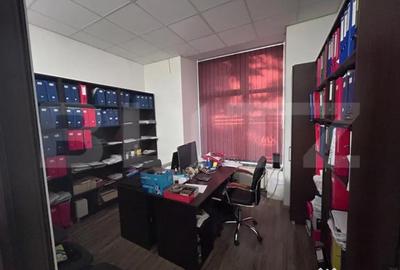 Spațiu comercial, de 150 mp, în Central - 9