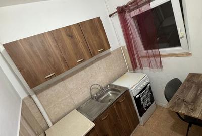 Garsonieră decomandată în Micălaca - 2