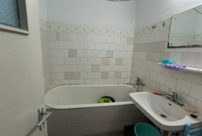 PRIMARIE APARTAMENT CU 4 CAMERE , VEDERE MARE 74 MP PRET 99000 EURO - 13