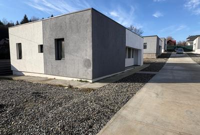 VAND CASA ZNA TOCILE - 10