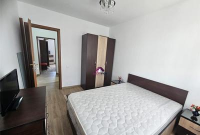 1 camera dintr-un apartament cu 3 camere. 1 camera dintr-un apartament cu 3 camere. - 2