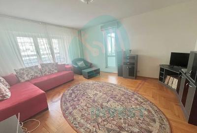 Apartament cu 4 camere decomandat, mobilat în Victoriei