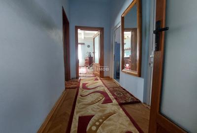 Vanzare casa langa liceul de arte „ Balasa Doamna ” - 11