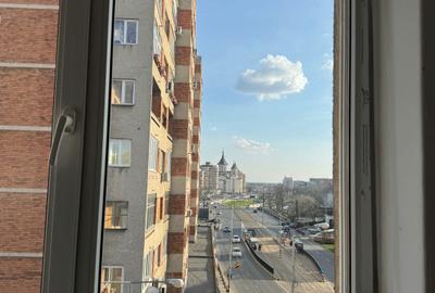 Apartament cu 3 camere semidecomandat în Ultracentral