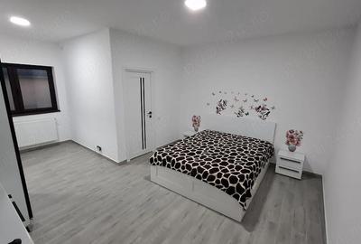 Apartament cu 4 camere decomandat în Central - 8
