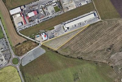 Teren de 10200 mp, în Central - 3