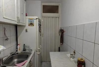 Apartament cu 3 camere semidecomandat, mobilat în Dâmbovița - 5