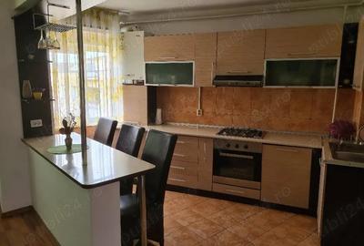 Apartament cu 4 camere decomandat în Central - 7