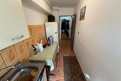 Garsonieră decomandată în Brăilei - 2