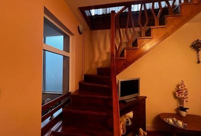 Casă individuală zona Victoriei ,central ,teren 216 mp,se acceptă  si schimb - 4