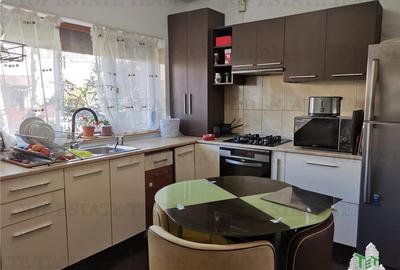 Apartament cu 4 camere decomandat în 1 Decembrie - 7