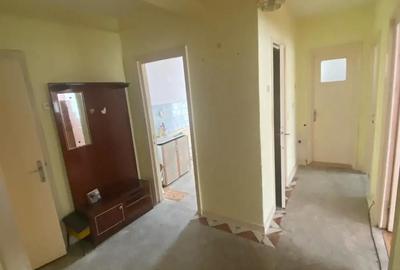 Apartament cu 3 camere decomandat în Târgu Ocna - 9