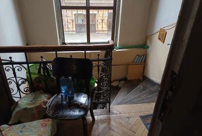 Casă cu 4 camere în Rosetti - 1