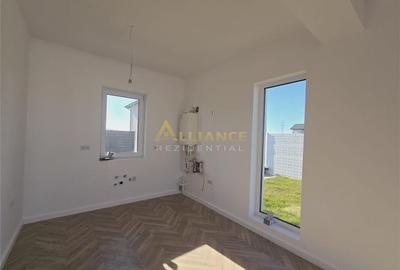 Casă cu 3 camere cu Teren 300 Mp în Berceni - 3