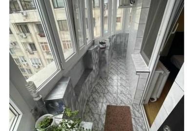 Apartament cu 3 camere decomandat în Calea Călărașilor