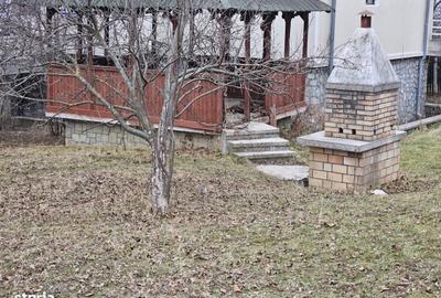 Casă cu 4 camere în Ghioșești - 9