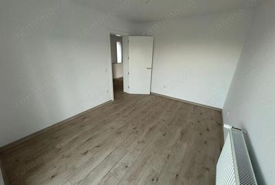 Casă cu 4 camere cu Teren 375 Mp în Micești - 2