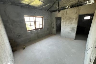 Casă cu 4 camere cu Teren 1500 Mp în Săcălășeni - 3