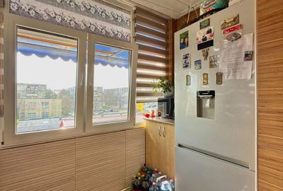 Apartament cu 3 camere decomandat în Central - 3