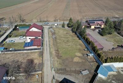 Spațiu comercial, în Secuieni