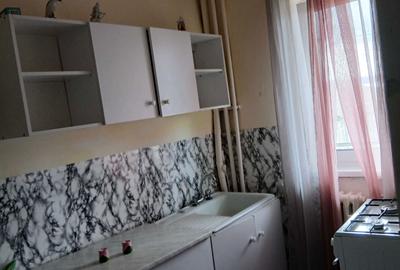 Garsonieră decomandată în Central - 3