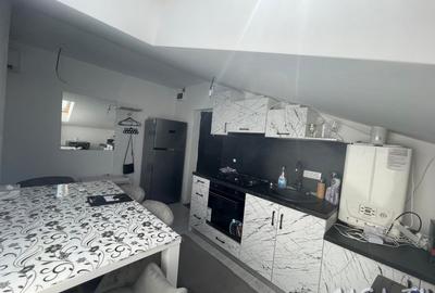 Garsonieră decomandată, mobilată în Unirii - 2