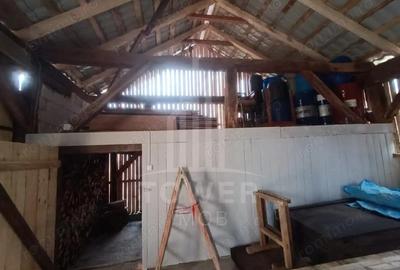 Casa de vanzare in satul Ro?ia cu vedere panoramica spre Mun?ii Fagaras - 10