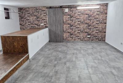 Spațiu comercial, de 50 mp, în Central