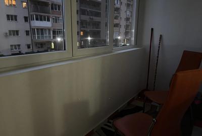 Inchiriez garsoniera - 2