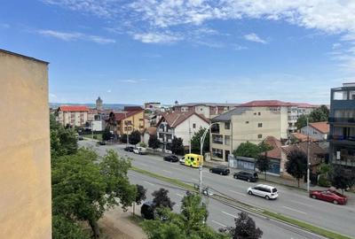 Apartament cu 2 camere decomandat în Aluniș - 5