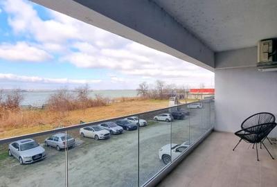 Rezidenta centrala in Mamaia cu vedere frontala catre lac - 12