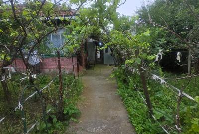 Casă cu 3 camere în Slătioarele - 2