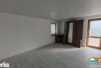 Casă cu 5 camere cu Teren 700 Mp în Piața Centrală - 14
