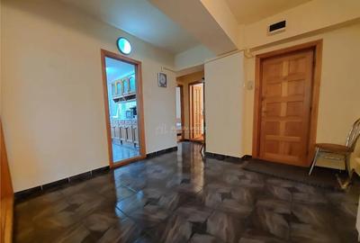 Apartament cu 4 camere decomandat în Transilvaniei - 6