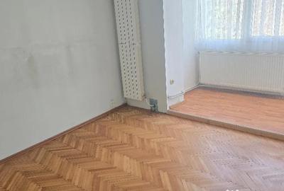 Apartament cu 3 camere semidecomandat în Ultracentral - 16