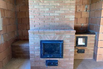 Casă cu Teren 426 Mp în Curtești - 1