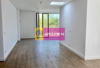 Apartament cu 4 camere decomandat în Universitate - 4