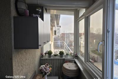 Apartament cu 2 camere decomandat în Exterior Vest