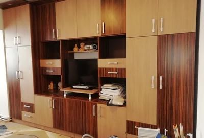 Apartament cu 3 camere decomandat, mobilat în 1 Mai - 2