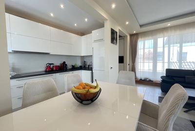 Penthouse cu 3 camere decomandat, mobilat în Aradului - 14