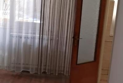 Garsonieră decomandată în Sebastian - 5