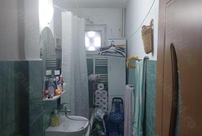 Apartament cu 2 camere semidecomandat în Km 4 - 1