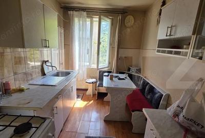 Apartament cu 2 camere decomandat în Central - 4